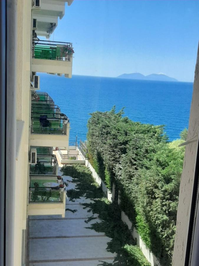 Apartament فلورا المظهر الخارجي الصورة