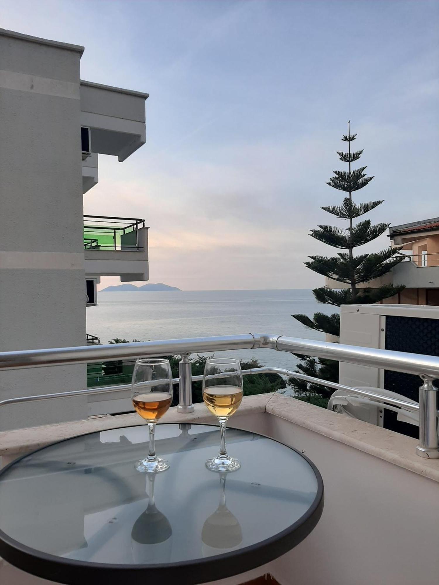 Apartament فلورا المظهر الخارجي الصورة